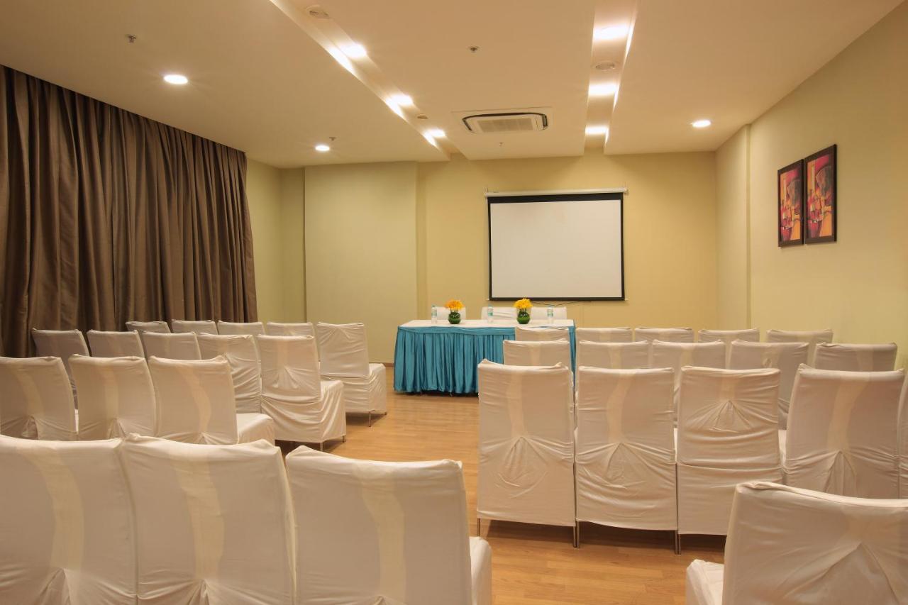 Starlit Suites Bangalore Kammasandra Eksteriør billede