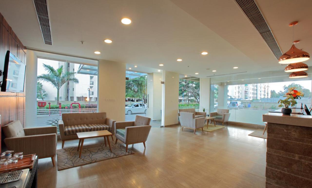 Starlit Suites Bangalore Kammasandra Eksteriør billede